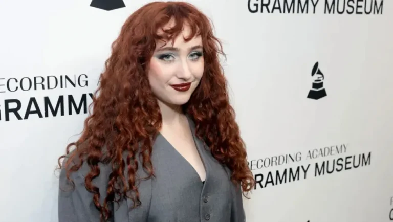 Chappell Roan será galardonada por su impacto social en la música