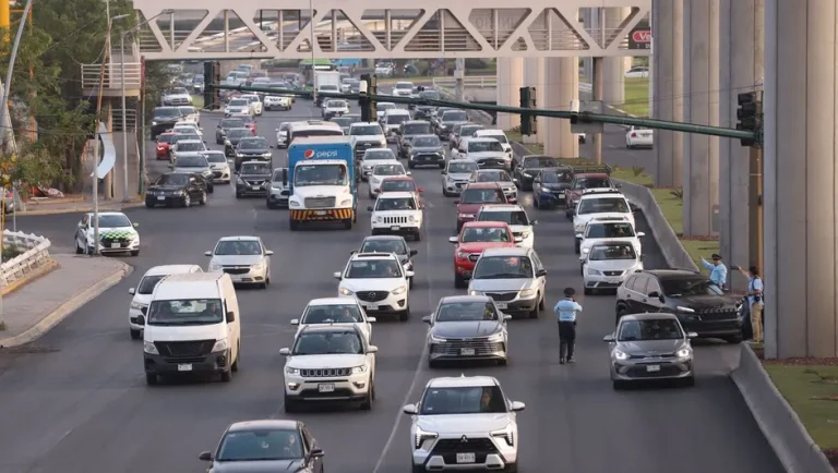 ICV justifica cobro de refrendo a autos eléctricos y híbridos en NL