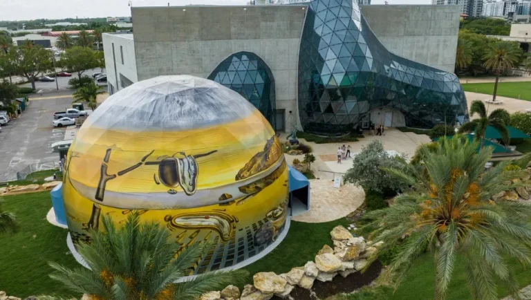 Así es el Museo de Dalí, el universo surrealista del artista