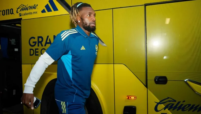 Allan Saint-Maximin sale del América tras denunciar racismo contra sus hijos