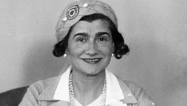 Gabrielle Chanel, la mujer que revolucionó la moda en el siglo XX
