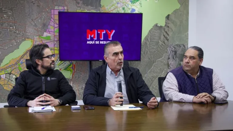 Monterrey cancela nuevos parquímetros ante rechazo de la ciudadanía