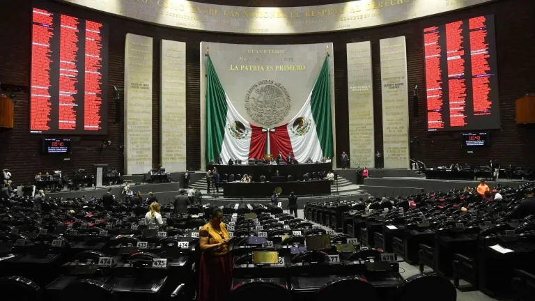 Aprueba Cámara de Diputados en lo general reforma que limita pensiones de exfuncionarios