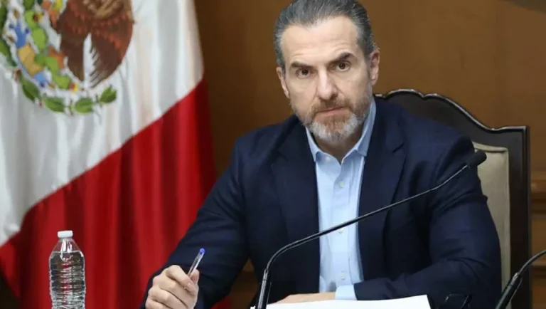 Adrián de la Garza no cierra opción de ir con el PAN en elección de 2027