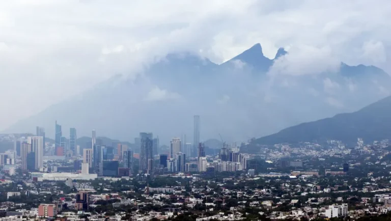 Crecimiento industrial acerca a Monterrey y Saltillo como una sola zona metropolitana