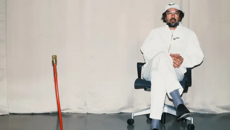 «Un artista es siempre una multiplicidad»: Mario García Torres