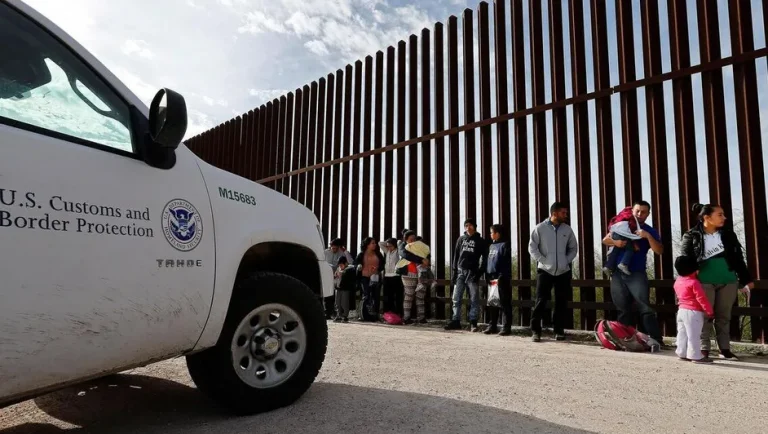 Reporte de ONG revela que Trump deportó menos mexicanos que Biden en 2025