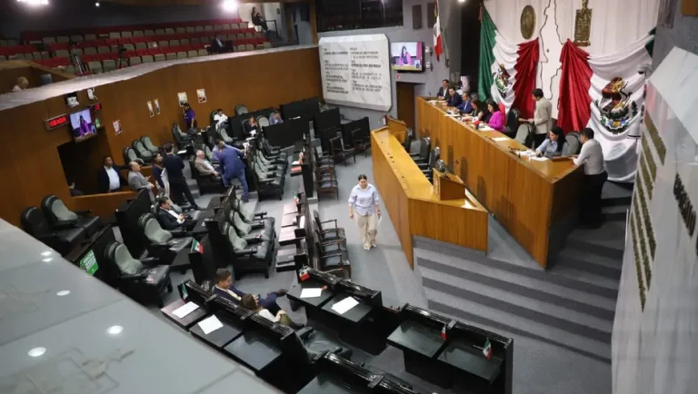 Diputados de NL plantean diálogo técnico para definir futuro de la Refinería de Cadereyta