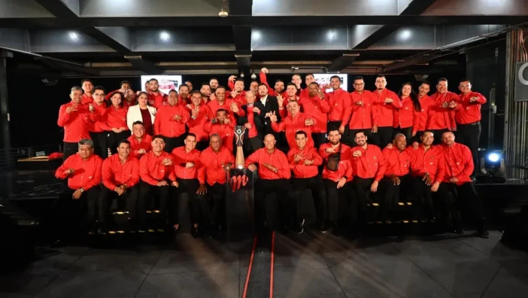 Diablos Rojos del México arrancan la defensa del título en busca del tricampeonato