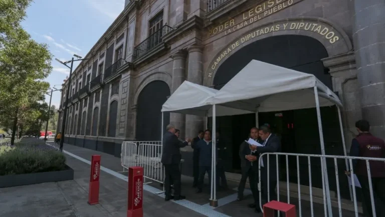 Doce estados rebasan tope de Sheinbaum y gastan 2 mil millones de pesos