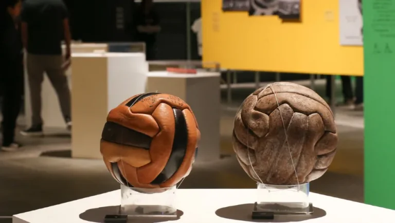 ‘Futbol. Diseñando una pasión’ repasa la historia de los Mundiales en el Museo Franz Mayer