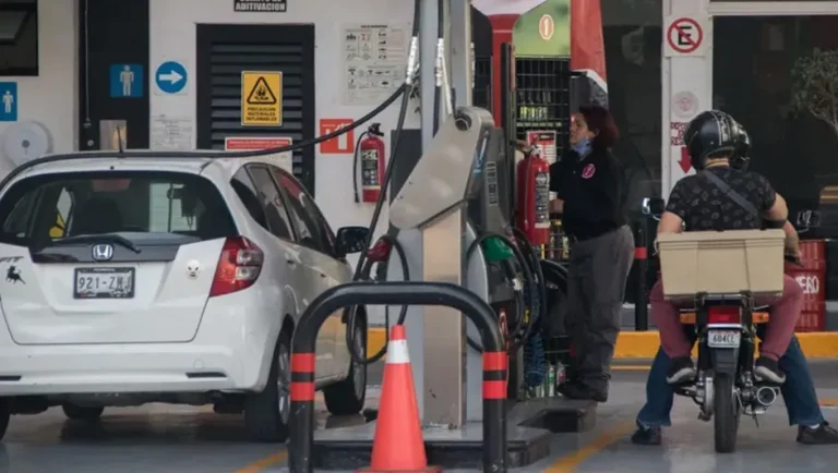 Gasolineros de NL rechazan mayoritariamente tope de 28.30 pesos al diésel