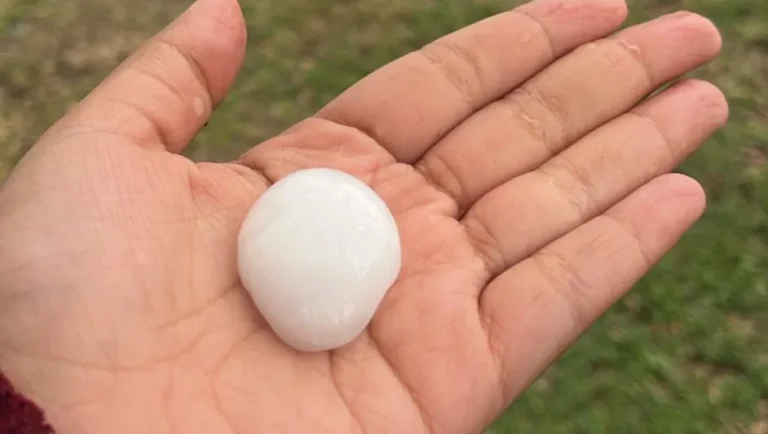 Caída de granizo afecta a Monterrey y al menos 10 municipios de NL