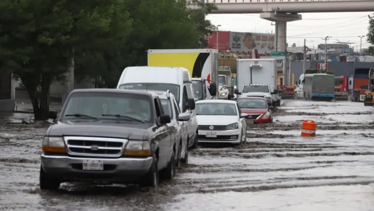 Pronostican descenso de temperaturas y lluvias para este sábado en Monterrey