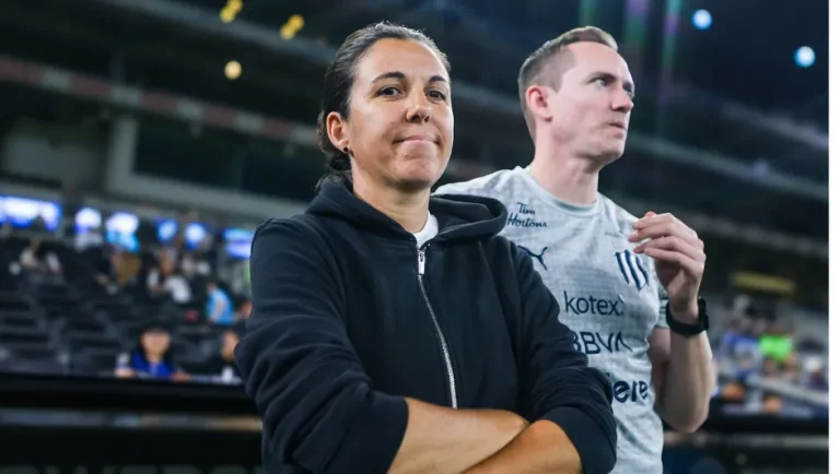 Amandine Miquel pide apoyo de la afición de Rayadas en la Final de ida de la Liga MX Femenil