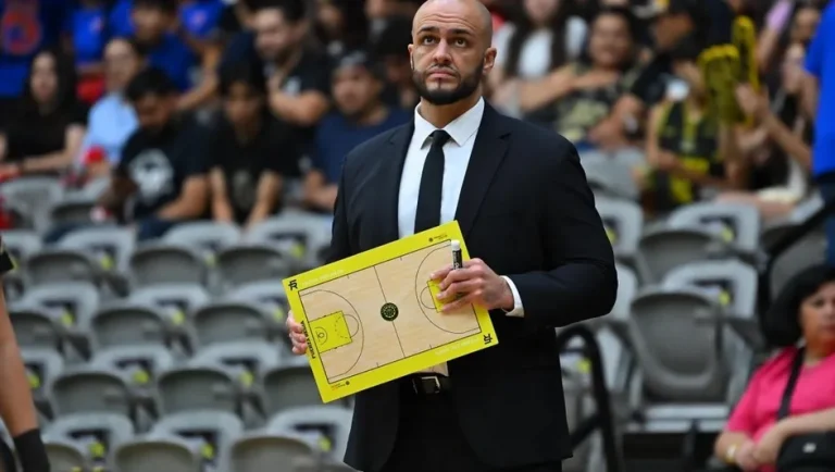 Carlos Alonso mantiene altas expectativas para Fuerza Regia Femenil