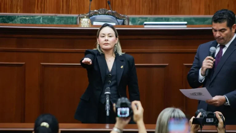 Nombran a Yeraldine Bonilla como gobernadora interina de Sinaloa