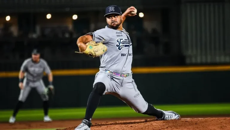 Sultanes de Monterrey festeja su 87 aniversario con triunfo frente a Saraperos de Saltillo