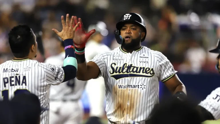 Sultanes arranca la serie con victoria sobre Charros