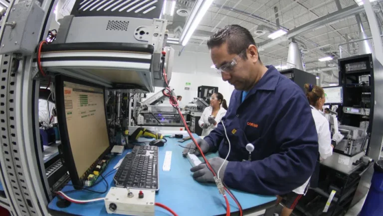 Reforma de 40 horas inquieta a 70% de empresas; anticipan mayores costos
