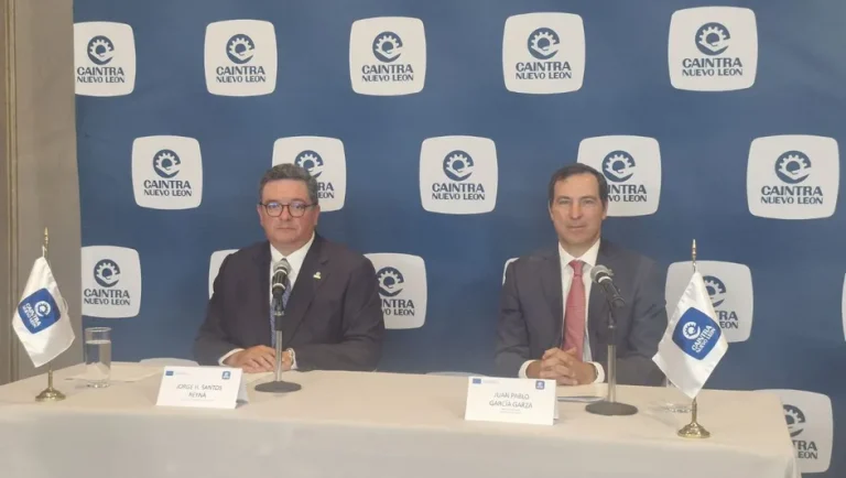 Caintra llama a atender el tráfico en NL con acciones conjuntas