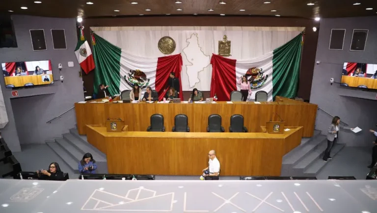 Seis diputados alzan la mano para presidir el Congreso de Nuevo León