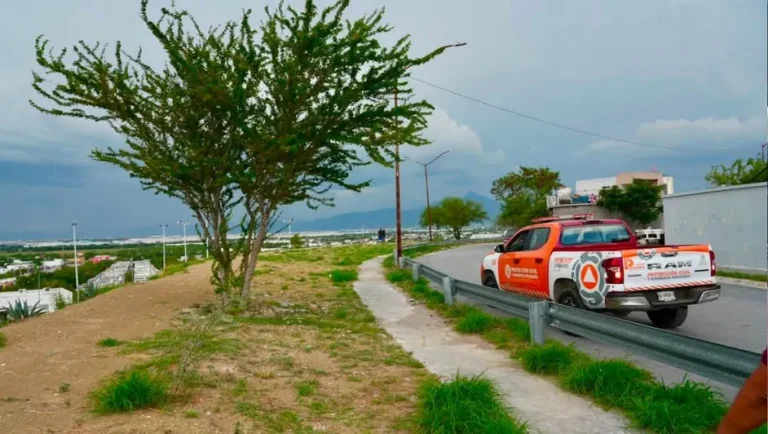 Tres personas presentan síntomas de intoxicación por olor a gas en Pesquería, reportan￼