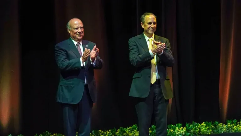 Eugenio Garza y Garza asume como nuevo rector de la UDEM