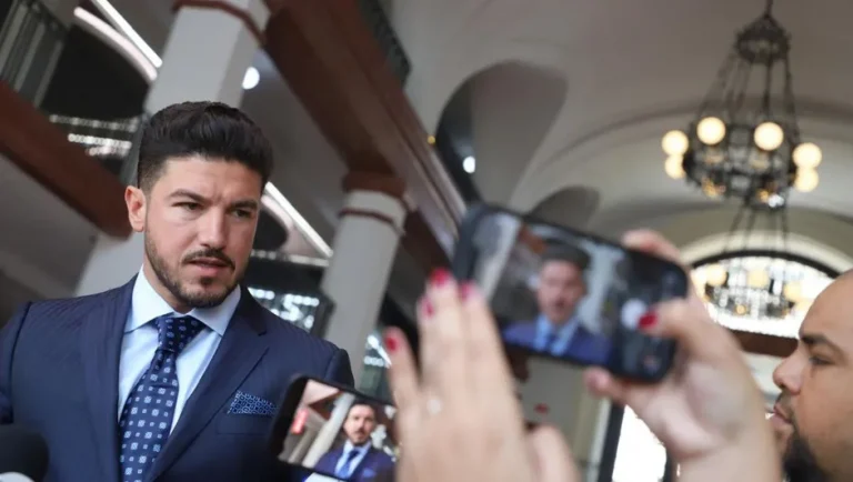 Samuel García contempla deuda de 10% para el Presupuesto 2027 en NL