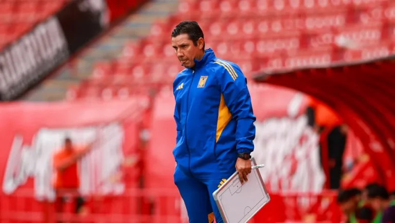 Hernán Elizondo seguirá al frente de Tigres mientras directiva define a su nuevo técnico