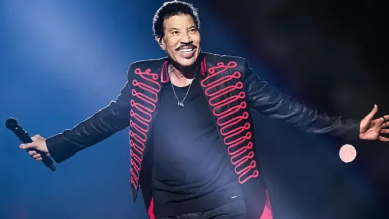 Lionel Richie acude al hospital tras concierto en St. Louis