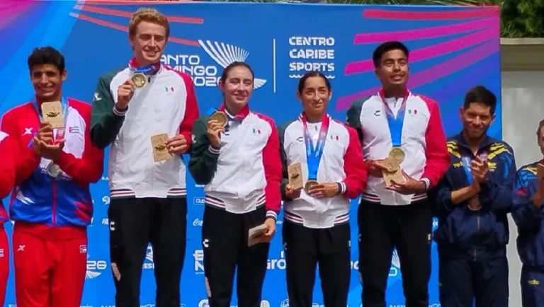 México conquista el oro en relevos mixtos de triatlón en los Centroamericanos