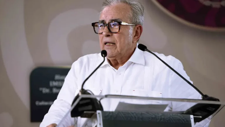 Rubén Rocha Moya pide nueva licencia como gobernador de Sinaloa