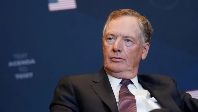 Revisión del T-MEC deberá reforzar reglas de origen y usar aranceles, afirma Lighthizer