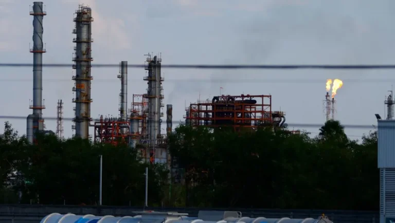 Contaminación de refinería de Cadereyta persiste pese a medidas ambientales en NL