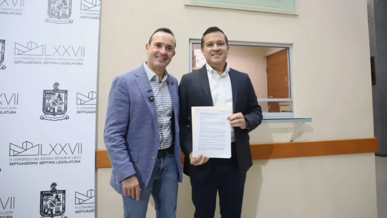 Carlos de la Fuente e Iván Garza proponen sustituir la Secretaría de Movilidad por un organismo autónomo