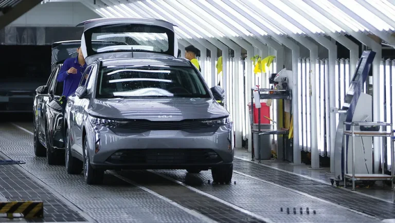 Autos chinos abren oportunidad de negocio para los bancos en México: Moody’s
