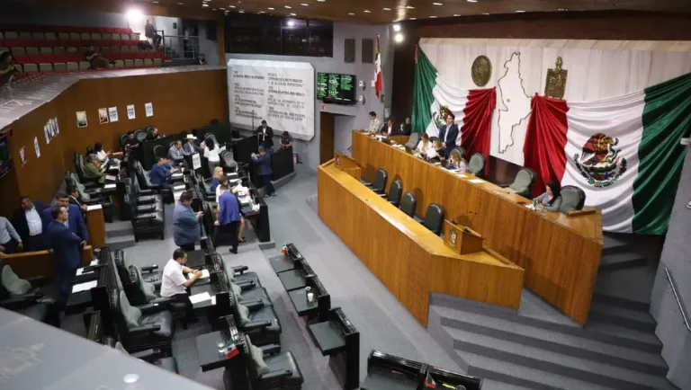 Congreso de NL cita a Samuel García para rendir su Quinto Informe el 14 de octubre