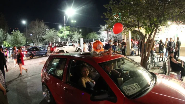 Anuncian cierres viales en Barrio Antiguo por festejos de Halloween