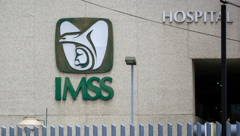 Acuerdan IMSS y sindicato aumento salarial de 8% y basificación de 10 mil 939 trabajadores
