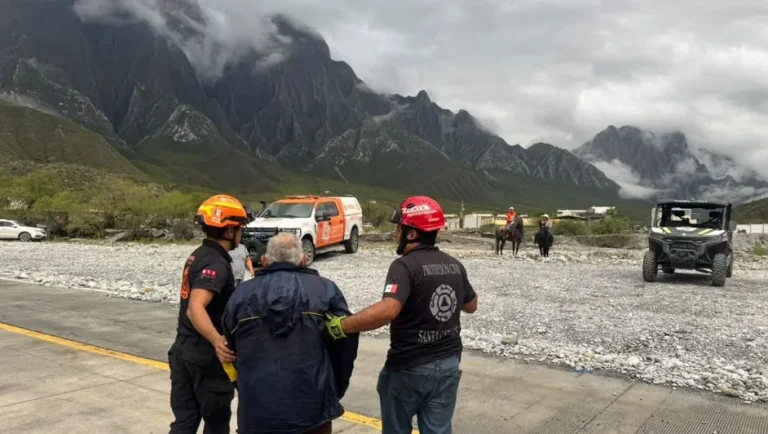 Registran más de 400 incidentes y dos fallecidos por lluvias en Nuevo León