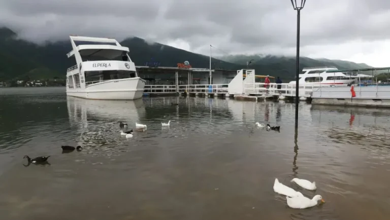 Presa La Boca supera su capacidad de almacenamiento tras lluvias en NL