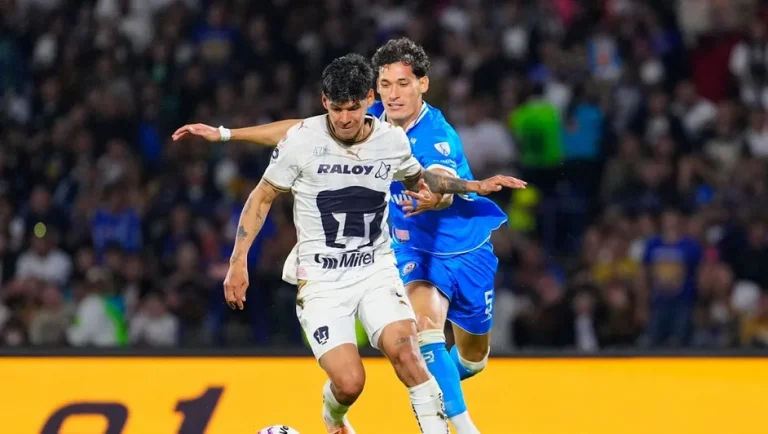 Cruz Azul remonta dos veces y empata 3-3 ante Pumas